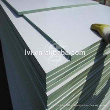 Resistência à umidade MDF Board Especificação 18MM